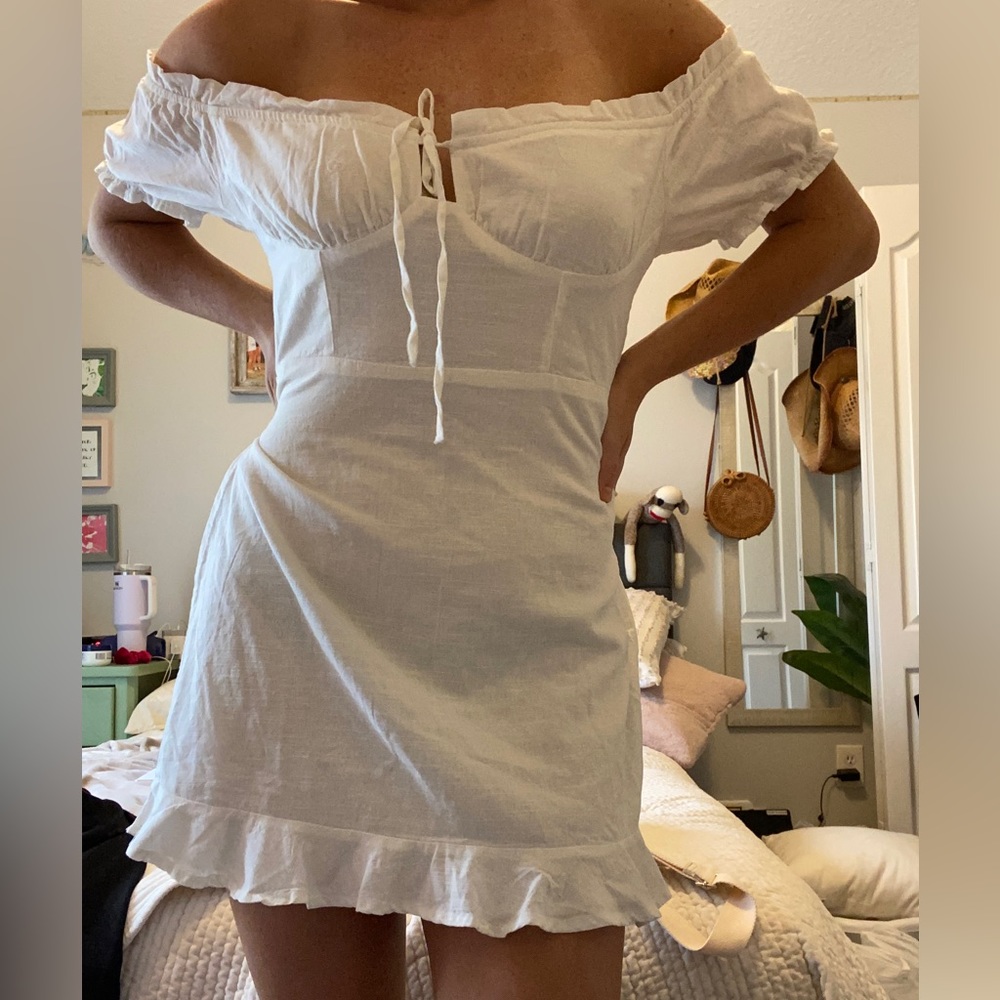 Urban Outfitters White mini dress Size Large
